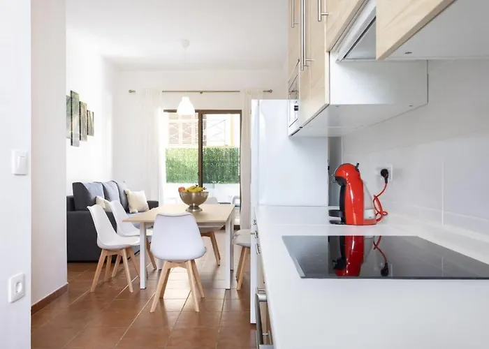 Two 250m From Americas