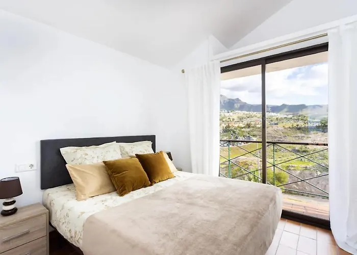 Two 250m From Americas Apartament Playa de las Americas (Tenerife)