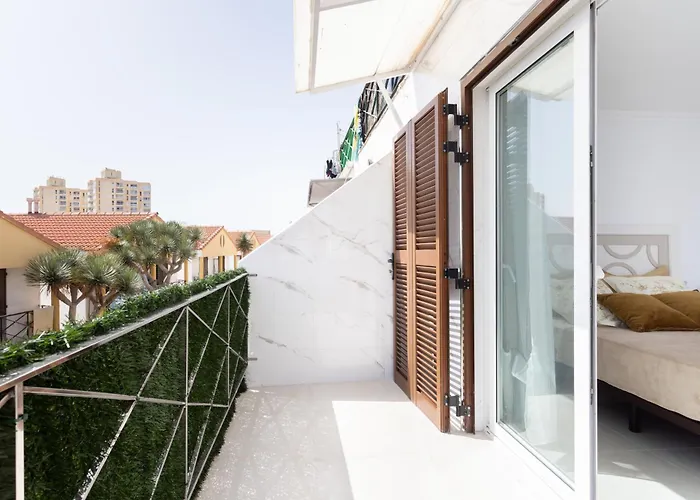 Two 250m From Americas Apartament Playa de las Americas (Tenerife)