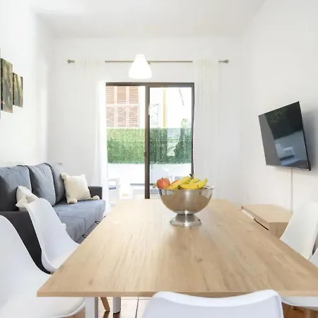 Apartment Two 250m From Americas Playa de las Americas (Tenerife)