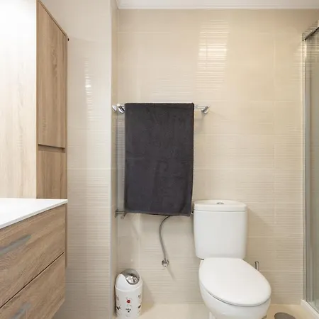 Two 250m From Americas Апартаменты *