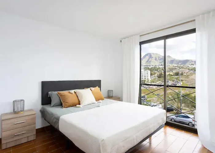 Two 250m From Americas