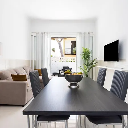 Two 250m From Americas *