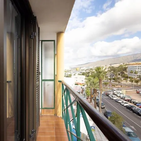 Appartement Two 250m From Americas