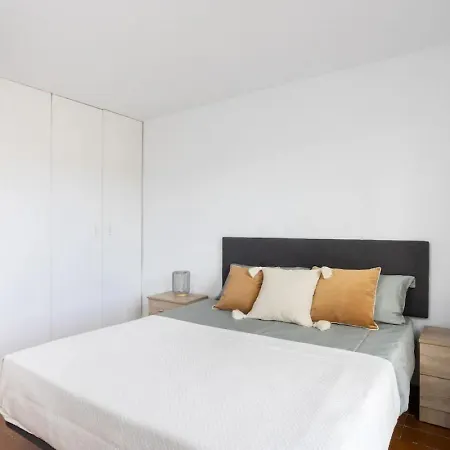 Two 250m From Americas Appartement *