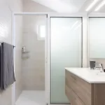 Apartment Two 250m From Americas *